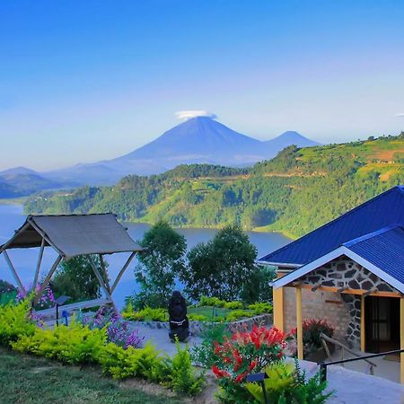 Lake Mulehe Gorilla Lodge キソロ エクステリア 写真