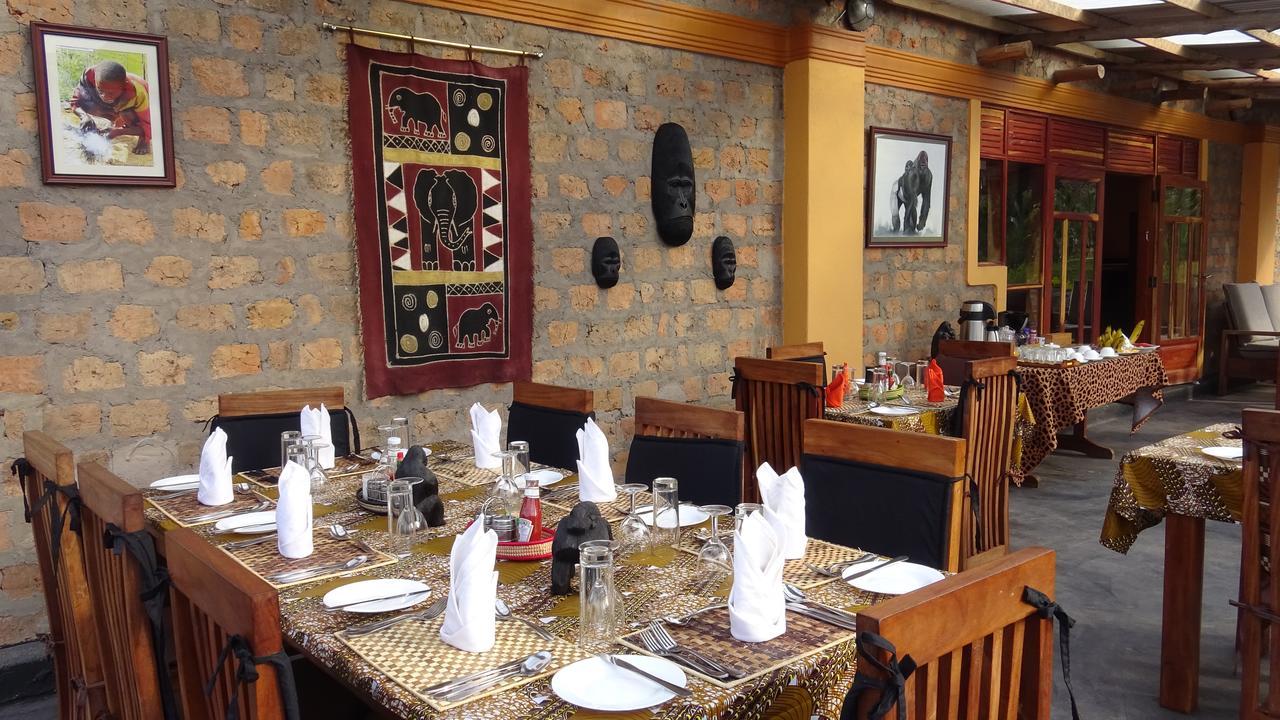 Lake Mulehe Gorilla Lodge キソロ エクステリア 写真